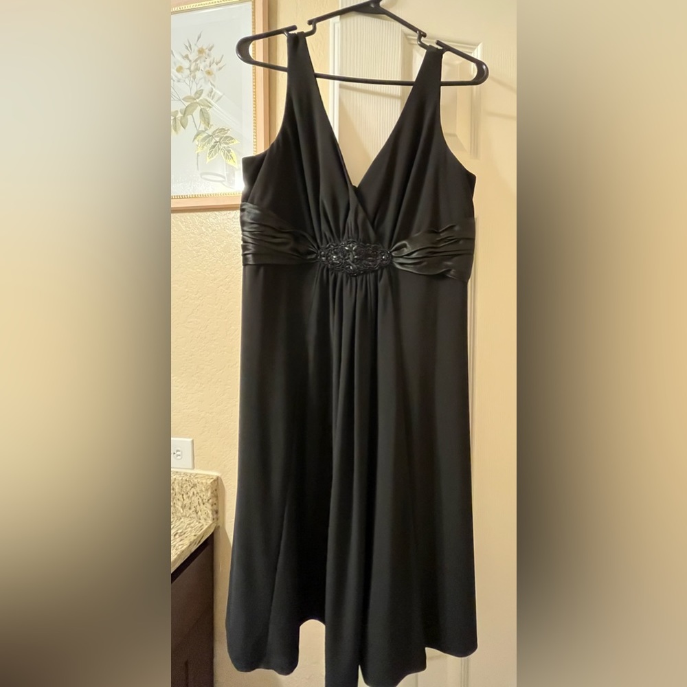 Black Jones Wear Dress size 12
